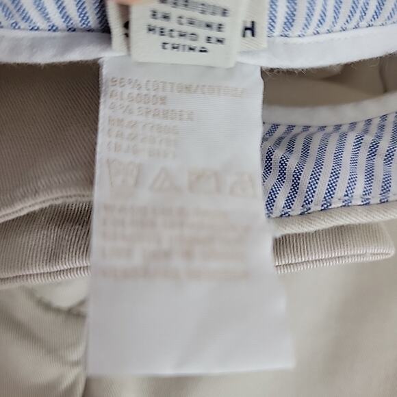 Tommy Hilfiger Women’s Stretch Khaki Pants Size 8 Straight Leg Beige Logo Back - Picture 7 of 8